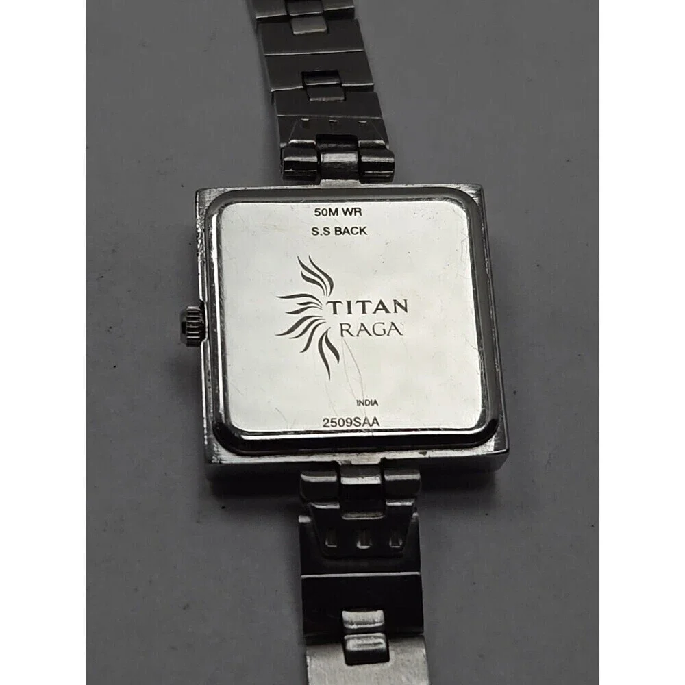 Titan Raga 2509SAA Womens Square Silver Dial Bracelet Quartz Watch New Battery